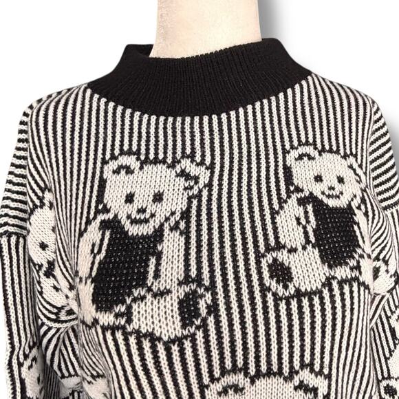 Vintage Adele Knitwear Black White Teddy Bear Sweater Pullover 90s Made in USA - Picture 3 of 10